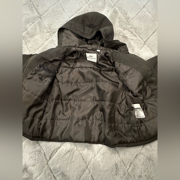 Uniqlo little Kids size (3T) 3/4 white mountaineer winter coat great cond black - Picture 6 of 6